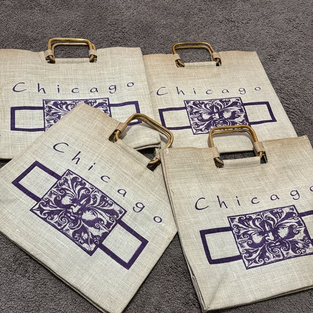 Unused “Chicago” Merchandise Marr Bamboo Handle Totes-Woven Fiber-Discoloration - Picture 10 of 16